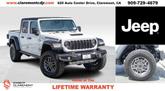 Photo of 2025 Bright White Clearcoat Jeep Gladiator