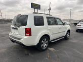 Thumbnail of 2015 White Diamond Pearl Honda Pilot