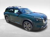 Thumbnail of 2025 Obsidian Green Pearl/Super Black Nissan Pathfinder
