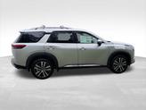 Thumbnail of 2025 Brilliant Silver Metallic Nissan Pathfinder