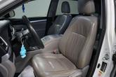 Thumbnail of 2017 Blizzard Pearl Toyota Highlander