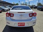 Thumbnail of 2015 Iridescent Pearl Tricoat Chevrolet Malibu
