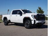 Thumbnail of 2024 White Frost Tricoat GMC Sierra 2500