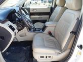 Thumbnail of 2019 White Platinum Metallic Tri-Coat Ford Flex