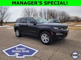 Photo of 2023 Diamond Black Jeep Grand Cherokee