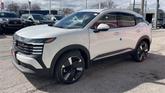 Thumbnail of 2025 Aspen White Tricoat Nissan Kicks