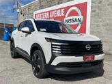 Photo of 2025 Aspen White Tricoat Nissan Kicks