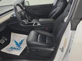 Thumbnail of 2022 Pearl White Multi-Coat Tesla Model Y