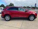 Thumbnail of 2022 Rapid Red Metallic Tinted Clearcoat Ford Edge