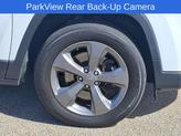 Thumbnail of 2019 Bright White Clearcoat Jeep Cherokee