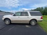 Thumbnail of 2012 White Platinum Clearcoat Metallic Ford Expedition EL