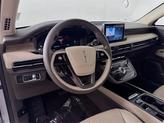 Thumbnail of 2022 Silver Radiance Metallic Clearcoat Lincoln Corsair