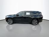 Thumbnail of 2021 Diamond Black Crystal Pearlcoat Jeep Grand Cherokee L