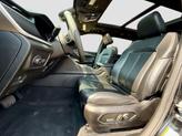 Thumbnail of 2024 Diamond Black Crystal Pearlcoat Jeep Grand Cherokee L