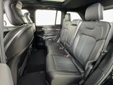 Thumbnail of 2025 Diamond Black Crystal Pearlcoat Jeep Grand Cherokee