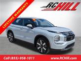 Photo of 2025 White Diamond Mitsubishi Outlander