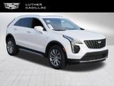 Photo of 2022 Crystal White Tricoat Cadillac XT4