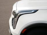 Thumbnail of 2022 Crystal White Tricoat Cadillac XT4