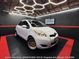 Photo of 2011 Super White Toyota Yaris