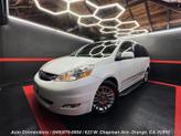 Thumbnail of 2007 Arctic Frost Pearl Toyota Sienna