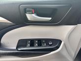 Thumbnail of 2015 Predawn Gray Mica Toyota Highlander
