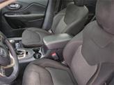 Thumbnail of 2016 Recon Green Clearcoat Jeep Cherokee