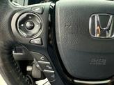 Thumbnail of 2017 White Honda Pilot