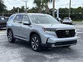 Thumbnail of 2023 Lunar Silver Metallic Honda Pilot