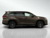 Thumbnail of 2018  Toyota Highlander