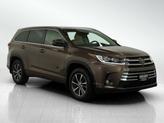 Thumbnail of 2018  Toyota Highlander