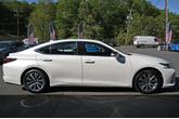 Thumbnail of 2020 Eminent White Pearl Lexus ES 350