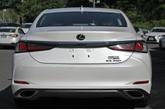 Thumbnail of 2020 Eminent White Pearl Lexus ES 350