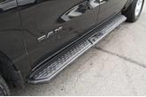 Thumbnail of 2023 Diamond Black Crystal Pearlcoat RAM 1500