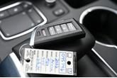 Thumbnail of 2022 Platinum White Pearl Acura MDX