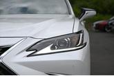Thumbnail of 2022 Eminent White Pearl Lexus ES 350