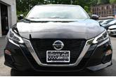 Thumbnail of 2022 Super Black Nissan Altima