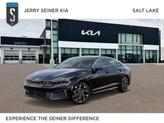 Photo of 2026 Aurora Black Pearl Kia K5