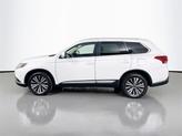 Thumbnail of 2019 White Mitsubishi Outlander
