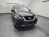 Thumbnail of 2017 Magnetic Black Metallic Nissan Pathfinder