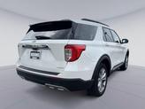 Thumbnail of 2022 Star White Metallic Tri-Coat Ford Explorer