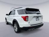 Thumbnail of 2022 Star White Metallic Tri-Coat Ford Explorer