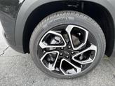 Thumbnail of 2025 Mosaic Black Metallic Chevrolet Trax