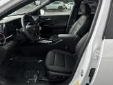 Thumbnail of 2025 Summit White Chevrolet Trax