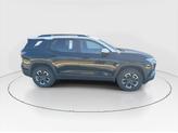 Thumbnail of 2025 Mosaic Black Metallic Chevrolet Equinox