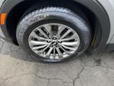 Thumbnail of 2024 Argent Silver Metallic Cadillac XT4