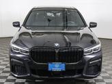 Thumbnail of 2022 Black Sapphire Metallic BMW 750