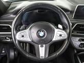Thumbnail of 2022 Black Sapphire Metallic BMW 750
