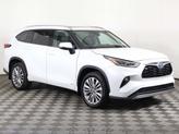 Thumbnail of 2023 Wind Chill Pearl Toyota Highlander Hybrid