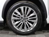 Thumbnail of 2023 Wind Chill Pearl Toyota Highlander Hybrid