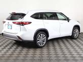 Thumbnail of 2023 Wind Chill Pearl Toyota Highlander Hybrid